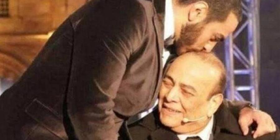 وفاة والد تامر حسني بعد وعكته الصحية وهذا مصير حفل الفنان بالساحل