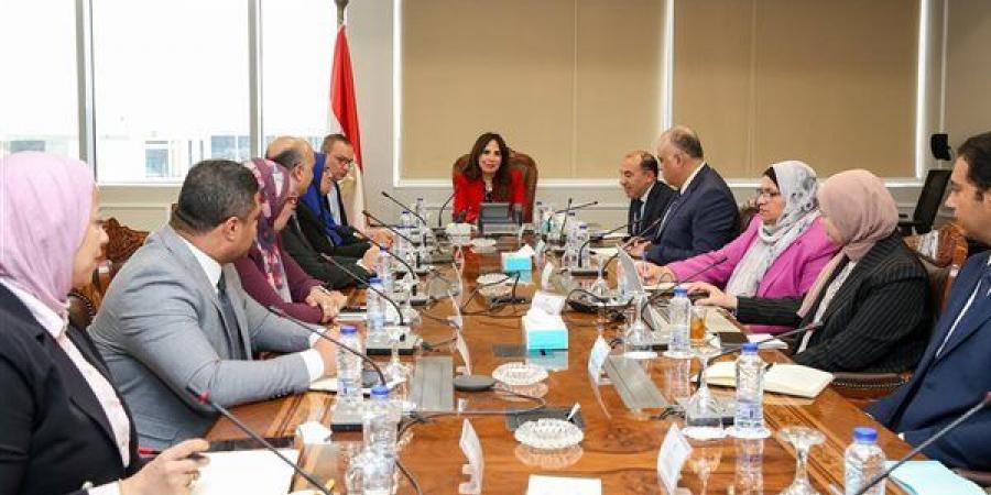 وزيرة الإسكان توجه بتوظيف تقنيات الذكاء الاصطناعي لتعزيز الخدمات الرقمية للمواطنين