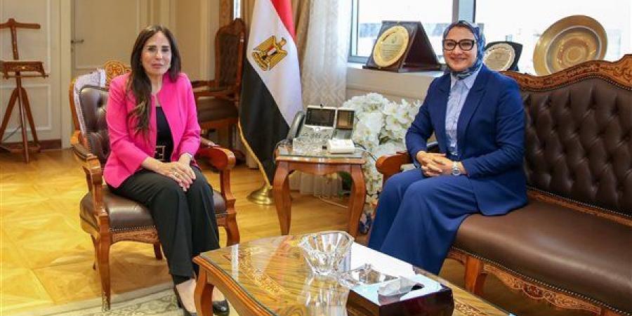 وزيرة الإسكان تستقبل محافظ الوادي الجديد لمتابعة عدد من ملفات العمل والمشروعات التنموية بالمحافظة