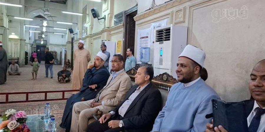 رئيس جامعة قنا يحضر ختام تصفيات "دولة التلاوة" بمسجد القنائي (فيديو)