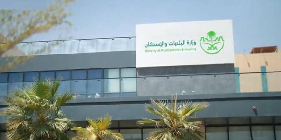 وزارة البلديات والإسكان: 9 مواقع لا يُسمح فيها بممارسة نشاط "التاجر المتنقل"