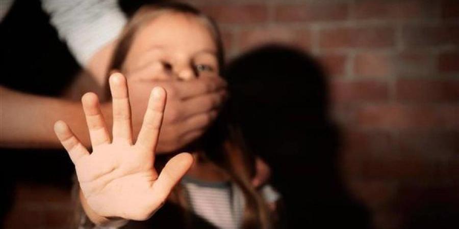 القبض على نجل مالك سوبر ماركت في الأقصر بتهمة الاعتداء على طفلة 5 سنوات