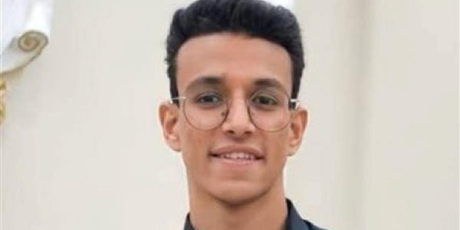 طالب زراعة يحوّل مخلفات السمسم والبرتقال والأرز إلى وجبة غذائية مبتكرة.. المركز الأول لمشروع مصري يستهدف تحويل الفاقد إلى استثمار