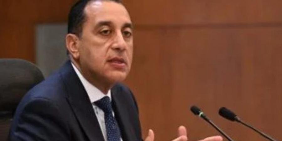 رئيس الوزراء يهنئ شيخ الأزهر بمناسبة ذكرى المولد النبوي الشريف