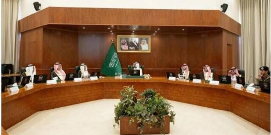 لجنة الحج والعمرة بمكة تستعرض خدمات المعتمرين وترتيبات موسم حج 1448هـ