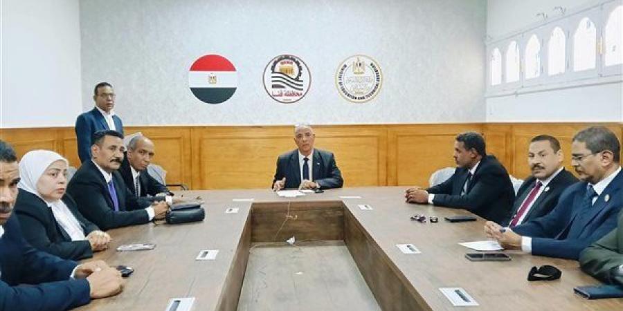 «تعليم قنا»: جاهزية جميع المدارس للعام الدراسي الجديد على رأس أولوياتنا