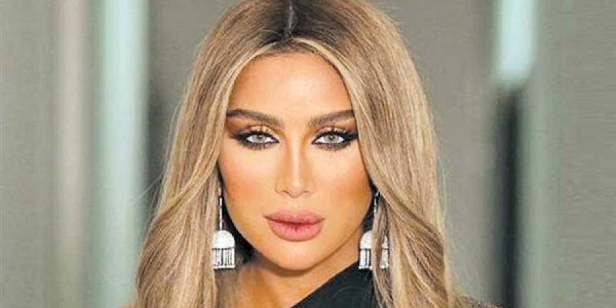 مايا دياب تصل إلى السويد تمهيدا لحفلها الليلة (فيديو)