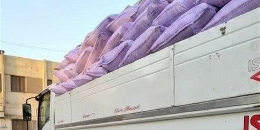 حاولوا تضليل رجال التفتيش، إحباط تهريب 10 أطنان دقيق مدعم للسوق السوداء بالفيوم